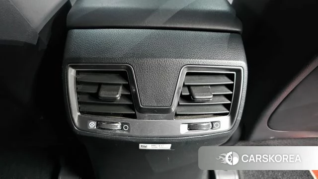 Ssangyong The New Rexton Sports Cannes id 4533639 из Кореи 24