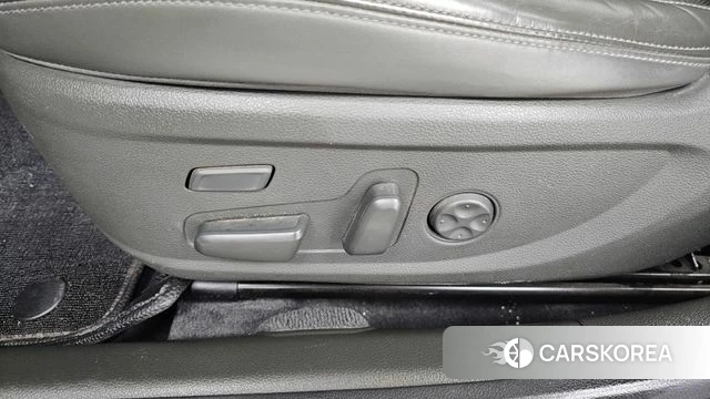 Hyundai The New Grandeur IG Hybrid id 4188016 из Кореи 24