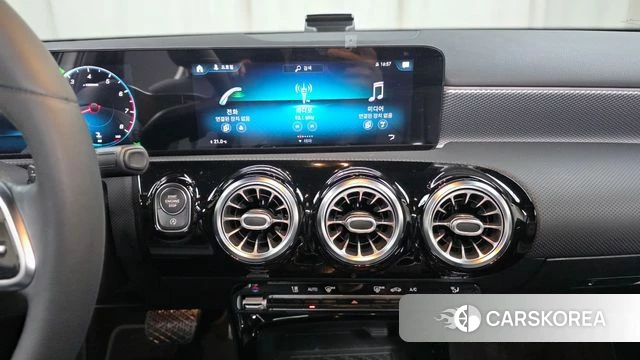 Mercedes-Benz A-Class W177 id 4196148 из Кореи 24