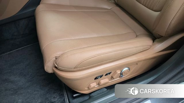 Hyundai Grandeur Hybrid (GN7) id 4640783 из Кореи 24