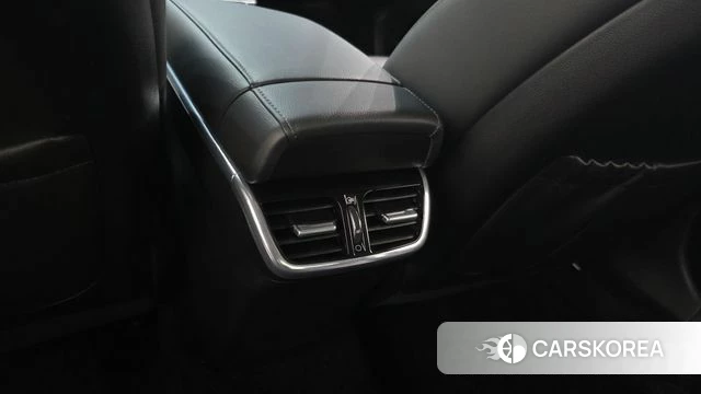 Hyundai The New Grandeur IG Hybrid id 4409825 из Кореи 24