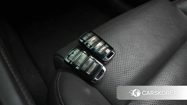 Kia Come New K7 id 4508521 из Кореи 25