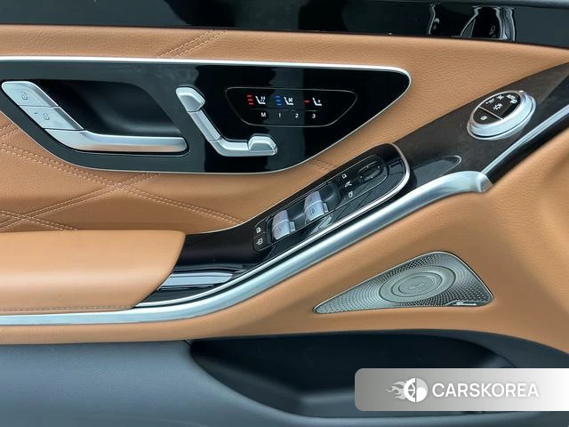 Mercedes-Benz Maybach S-class id 4353056 из Китая 25