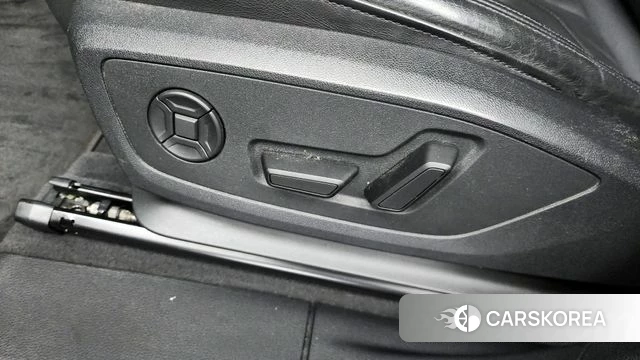 Audi Q3 (F3) id 4266915 из Кореи 25