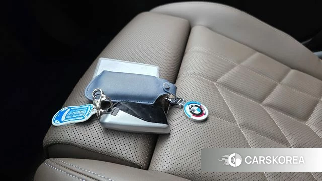 BMW 5 Series (G60) id 4186000 из Кореи 25