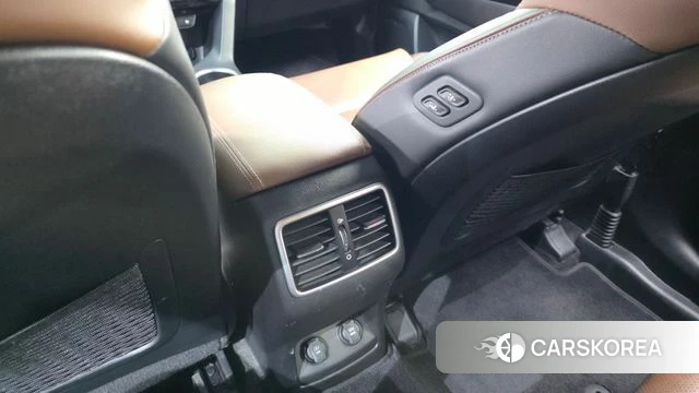 Kia Sportage The Bold id 4225167 из Кореи 25