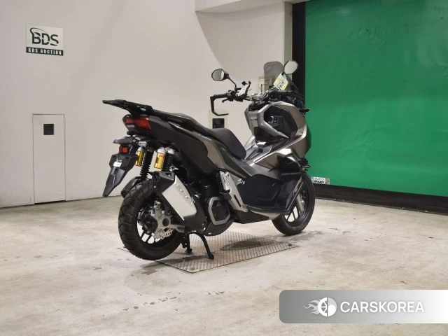 Проданный Honda ADV150 id 4237573 из Японии, фото 25