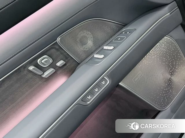 Weilai ES8 id 3920530 из Китая 25