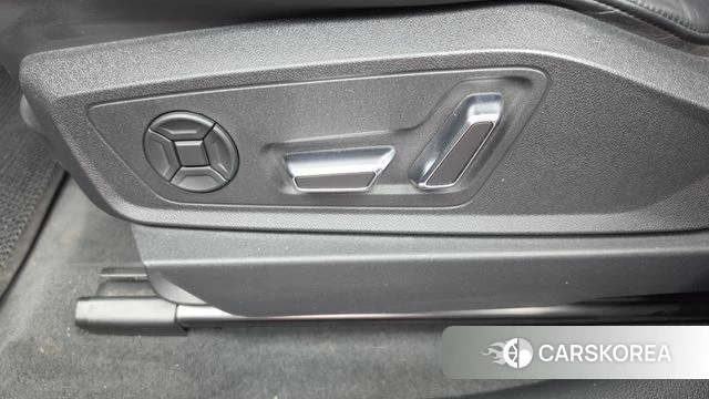 Audi e-Tron id 4835756 из Кореи 25