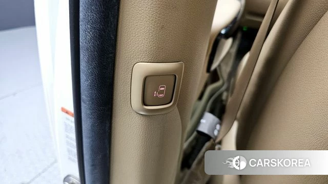 Kia The New Carnival id 4294653 из Кореи 25