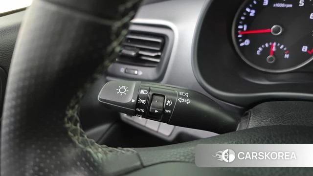 Kia Stonic id 4943934 из Кореи 25