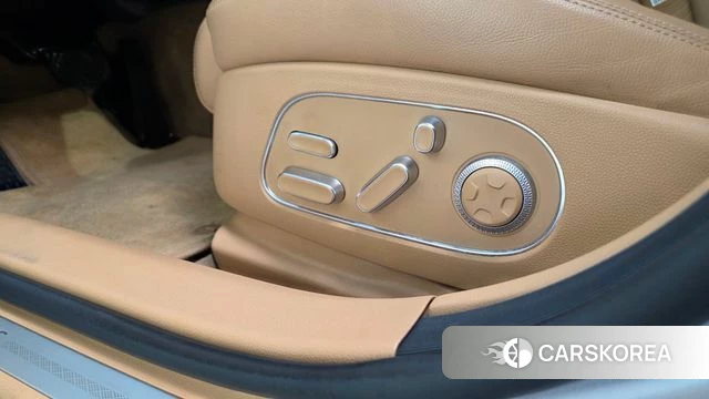Genesis G90 (RS4) id 4636442 из Кореи 25
