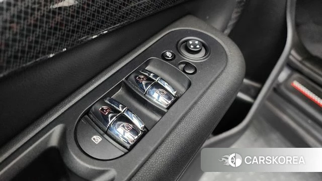 Mini Cooper S Clubman id 4836221 из Кореи 25