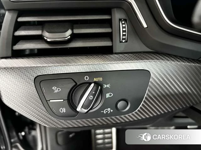 Audi A4L id 4298370 из Китая 25