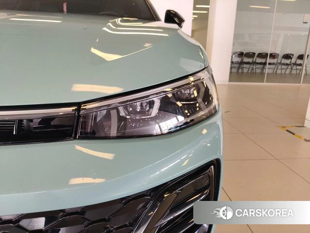 Volkswagen Passat id 4387638 из Китая 25