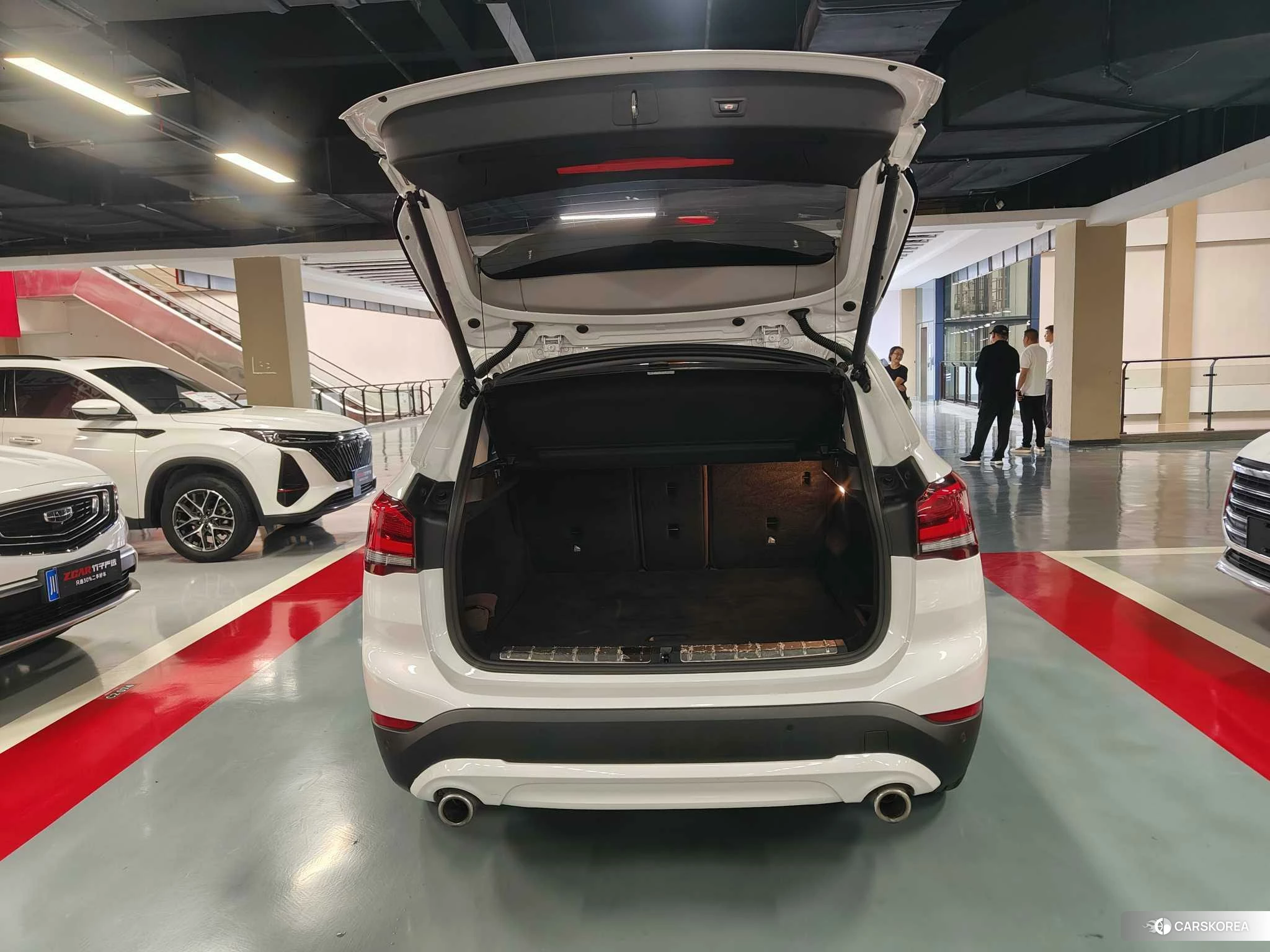 BMW X1 id 4452798 из Китая 25