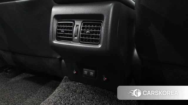 Toyota Camry (XV70) id 4508405 из Кореи 25