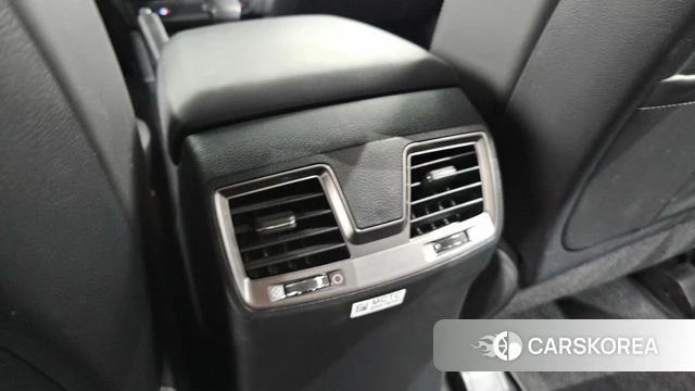 Ssangyong The New Rexton Sports Cannes id 4493667 из Кореи 25