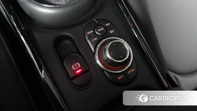 Mini Cooper Clubman id 4309063 из Кореи 25