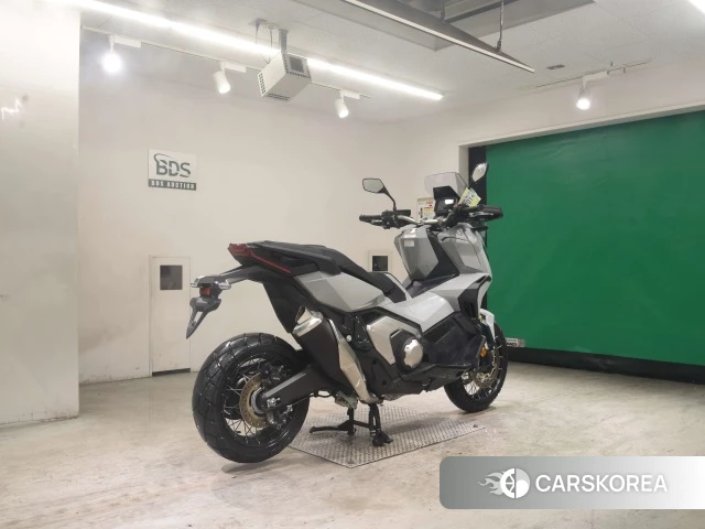 Honda X-ADV 750 id 3949448 из Японии 25