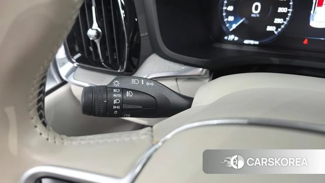 Volvo S60 3rd generation id 4609666 из Кореи 25