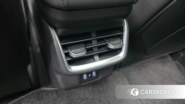 Hyundai Grandeur Hybrid (GN7) id 4427916 из Кореи 25