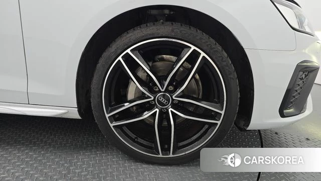 Audi A4 (B9) id 4535937 из Кореи 25