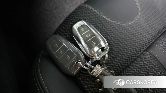 Peugeot 5008 second generation id 4457175 из Кореи 25