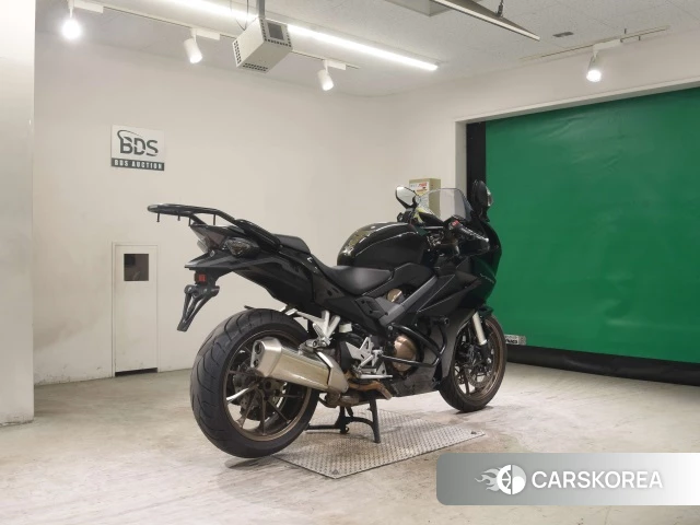 Honda VFR800F id 3947748 из Японии 25