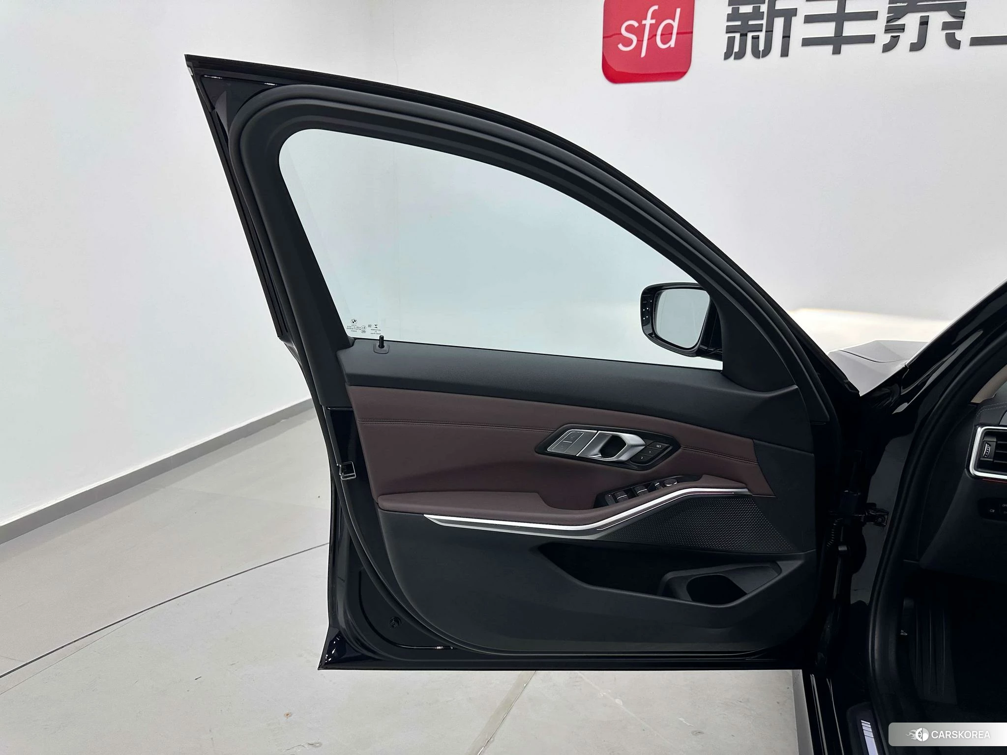 BMW 3 series id 4473402 из Китая 25