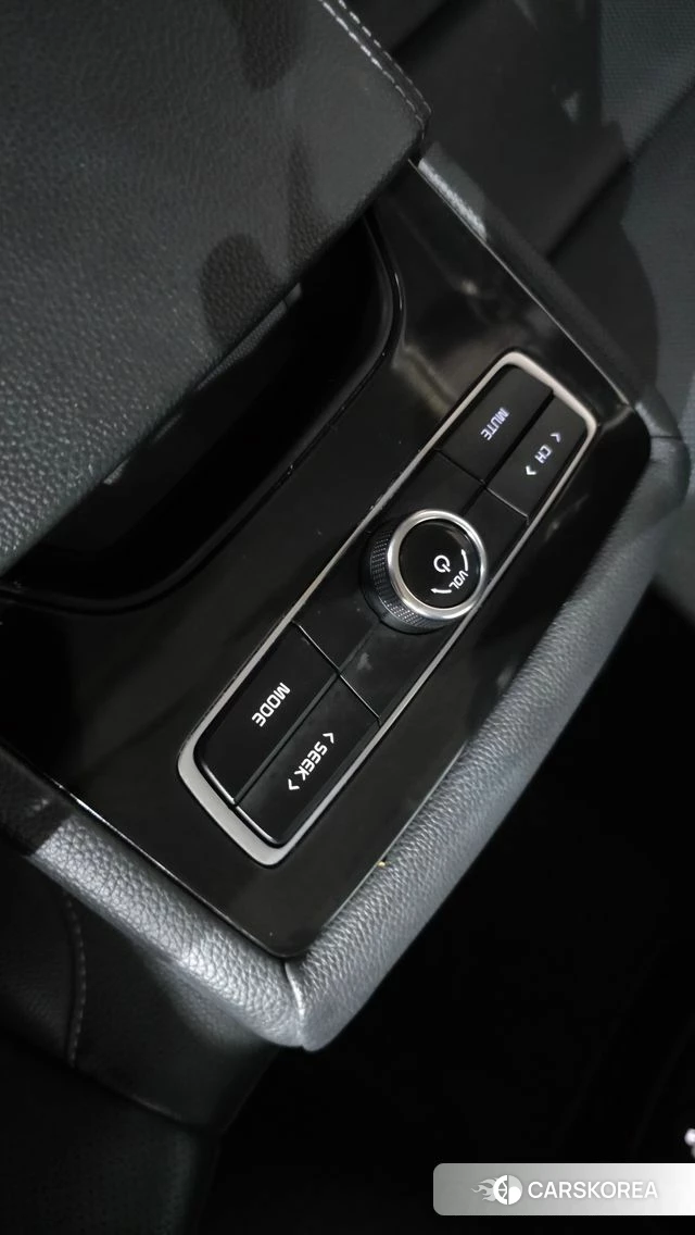 Kia K7 Premier Hybrid id 4551564 из Кореи 25