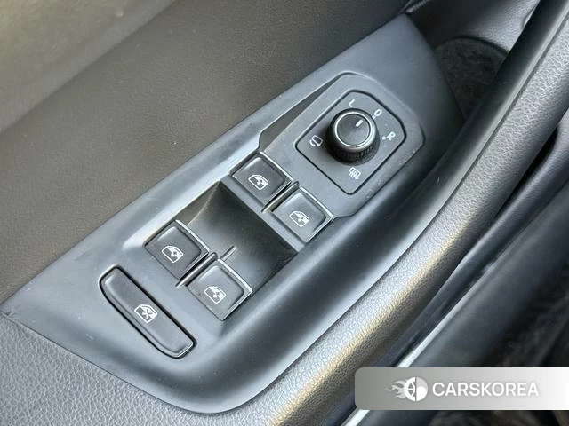 Volkswagen Magotan id 4271606 из Китая 25