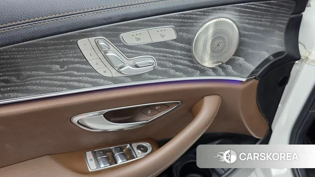 Mercedes-Benz E-Class W213 id 4745440 из Кореи 25