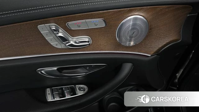 Mercedes-Benz E-Class W213 id 4490086 из Кореи 25