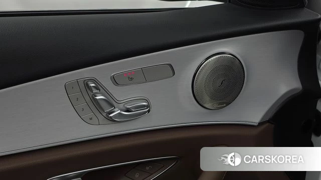 Mercedes-Benz E-Class W213 id 4542503 из Кореи 25