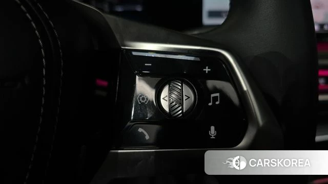 BMW i7 (G70) id 4854489 из Кореи 25