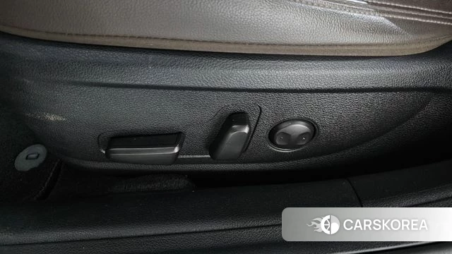 Hyundai The New Grandeur IG id 4396716 из Кореи 25