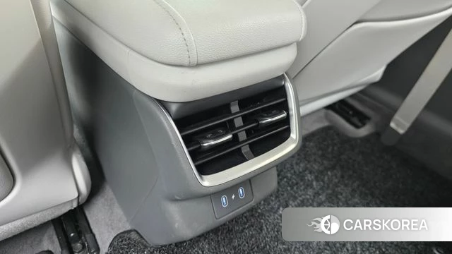 Hyundai Grandeur Hybrid (GN7) id 4500035 из Кореи 25