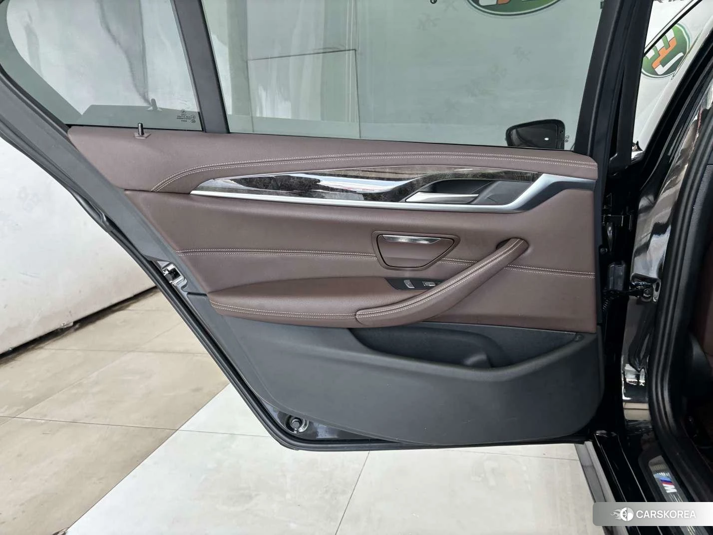 BMW 5 series id 4426733 из Китая 25
