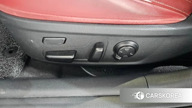 Kia Stinger id 4447901 из Кореи 25