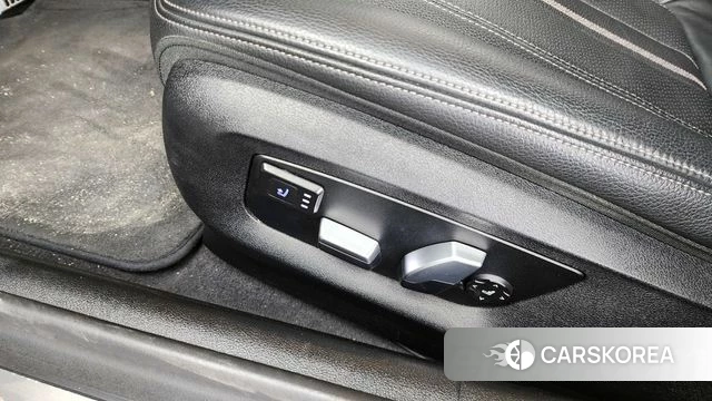 BMW 5 Series (G30) id 4371982 из Кореи 25