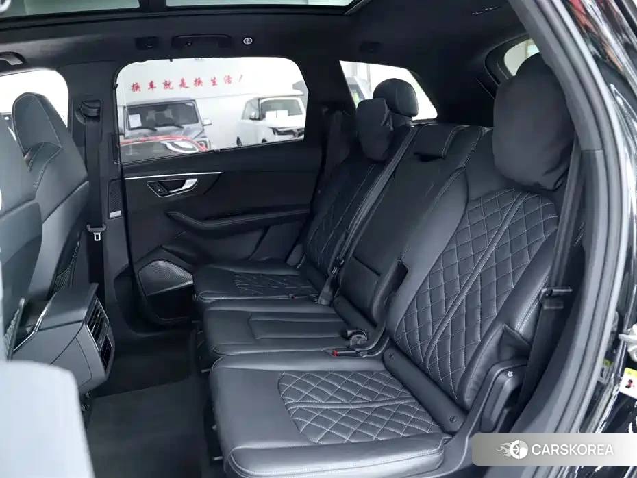 Audi SQ7 id 4600832 из Китая 25