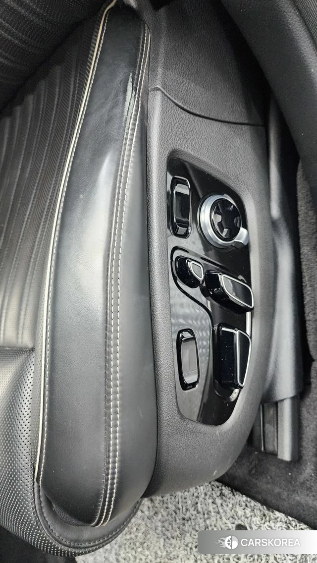 Genesis G90 id 4536152 из Кореи 25