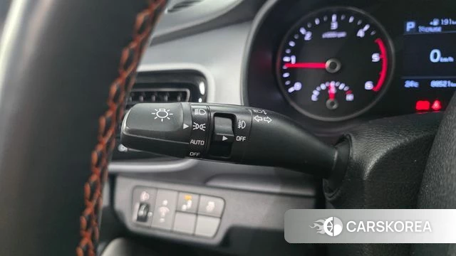 Kia Stonic id 4667806 из Кореи 25