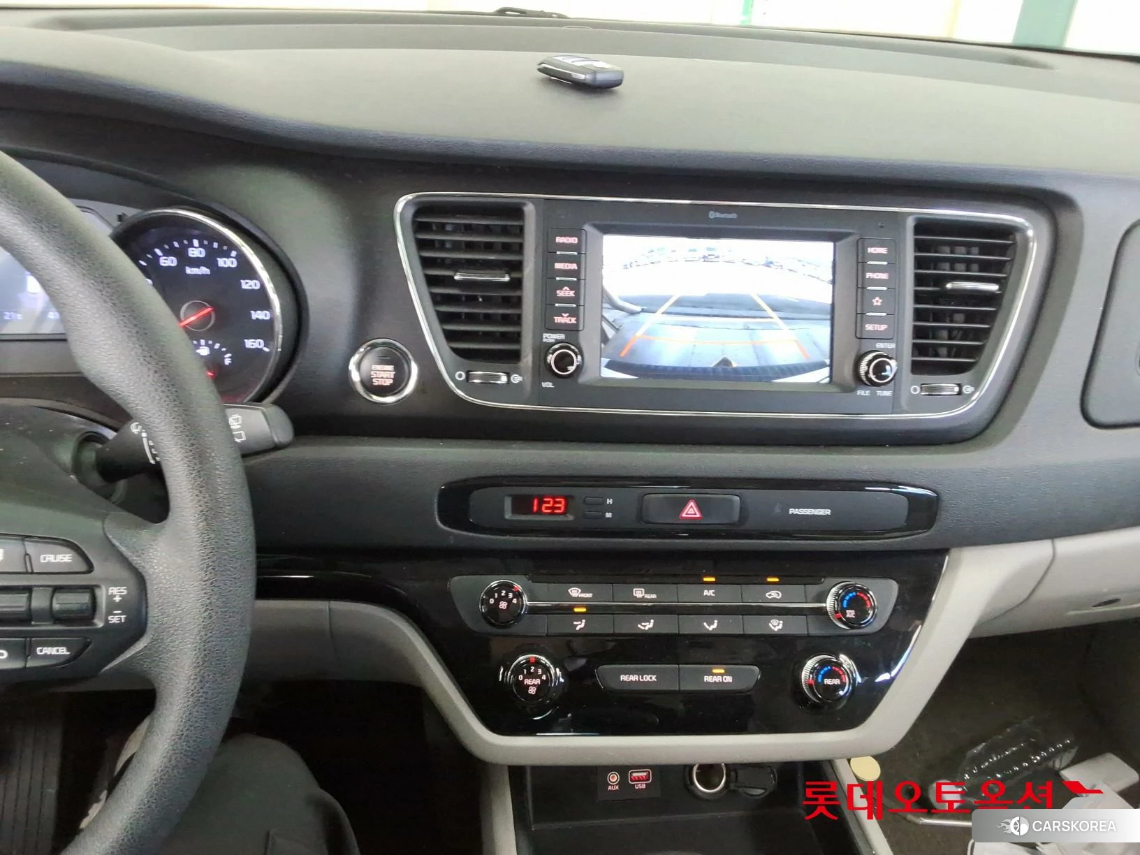 Kia Carnival id 4296870 из Кореи 25