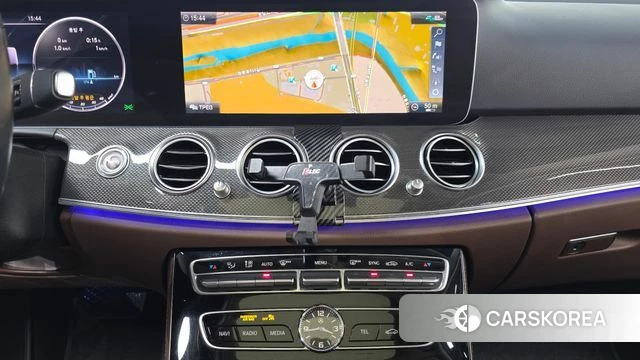 Mercedes-Benz E-Class W213 id 4907149 из Кореи 25