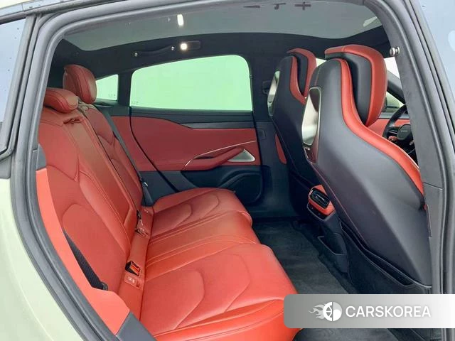 Xiaomi Car Xiaomi SU7 id 3993364 из Китая 25