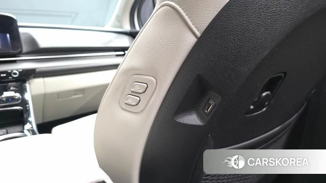 Kia Carnival 4th generation id 4676831 из Кореи 25