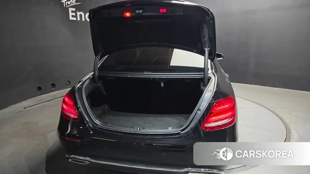 Mercedes-Benz E-Class W213 id 4856174 из Кореи 25