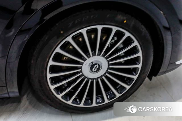 AITO Ask the world M8 id 3983158 из Китая 25